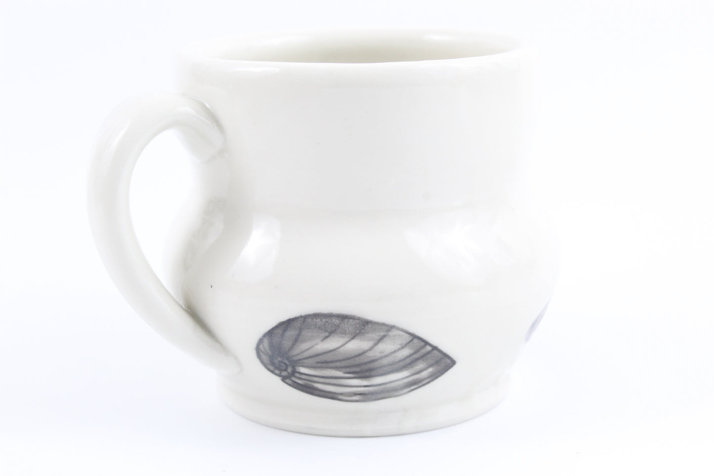 Glassy grapeskin snail mug