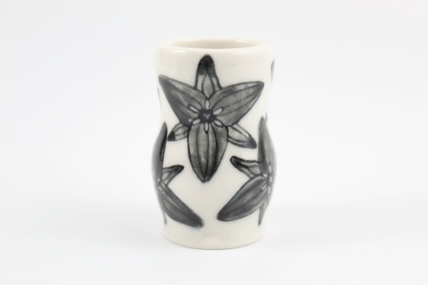 Trillium mini vase