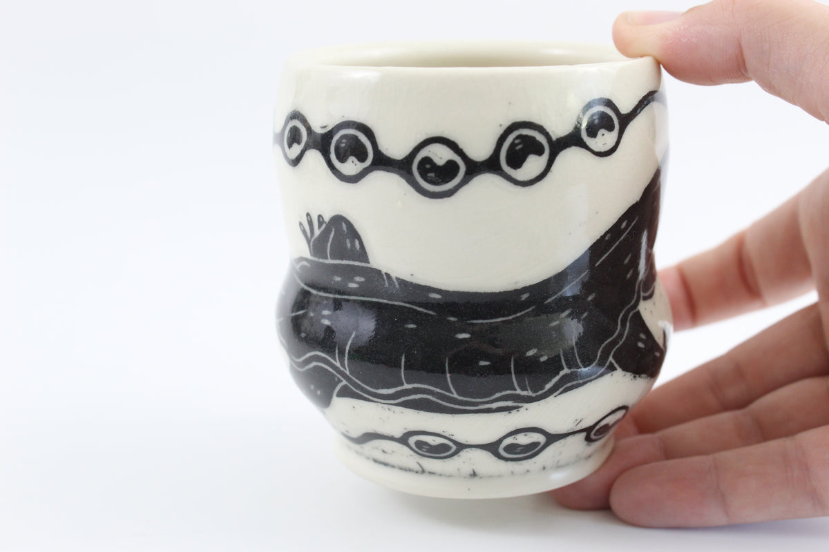 Hellbender wine cup