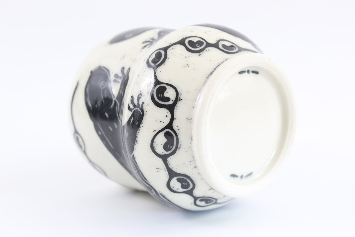 Hellbender wine cup